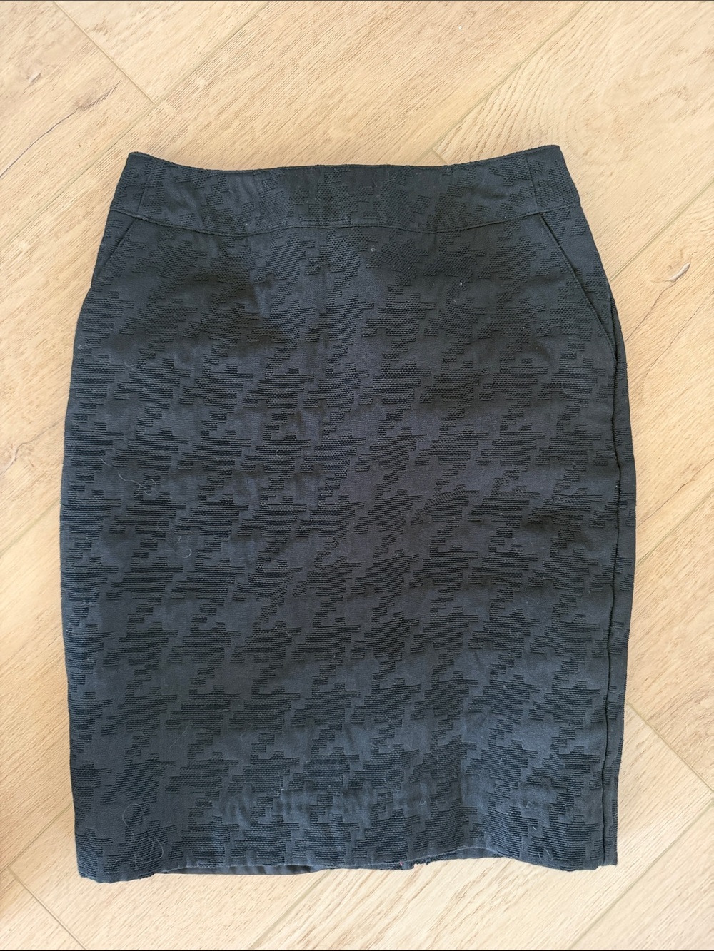Merona Black Houndstooth Pencil Skirt